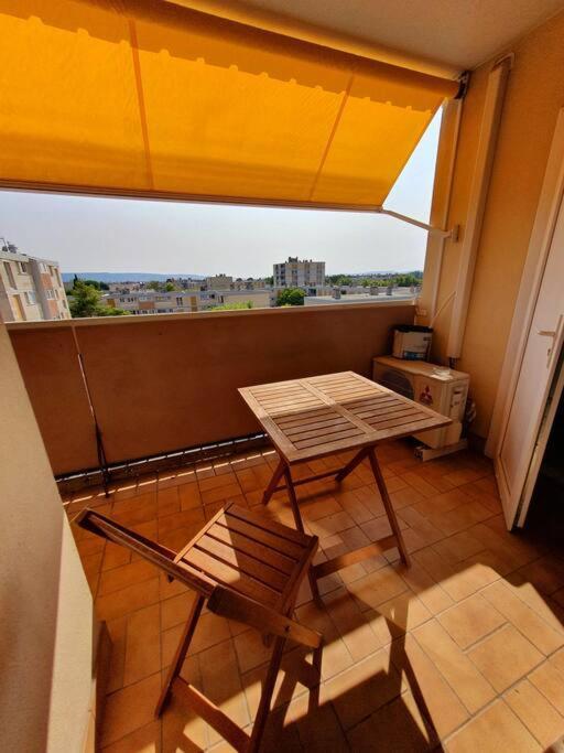 Appartement Avec 3 Chambres 80M2 Plein Sud Marignane Exterior foto